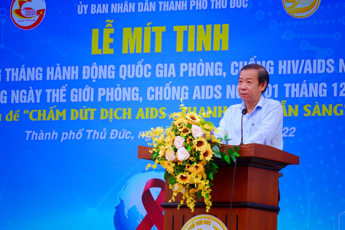 “Chấm dứt dịch AIDS - Thanh niên sẵn sàng”